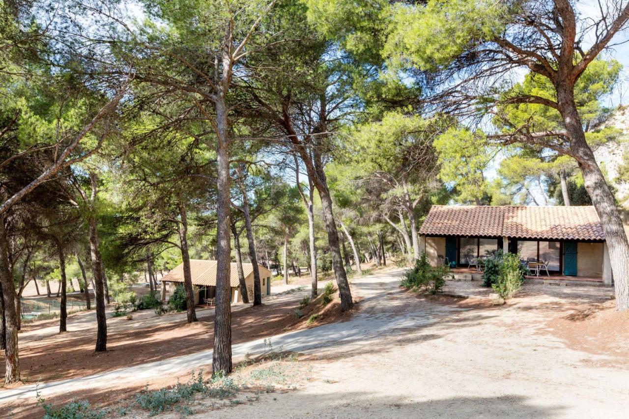 Best Western Domaine De Roquerousse Salon-de-Provence Ngoại thất bức ảnh
