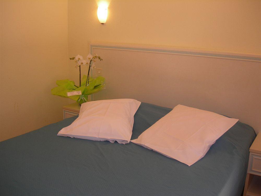 Best Western Domaine De Roquerousse Salon-de-Provence Ngoại thất bức ảnh