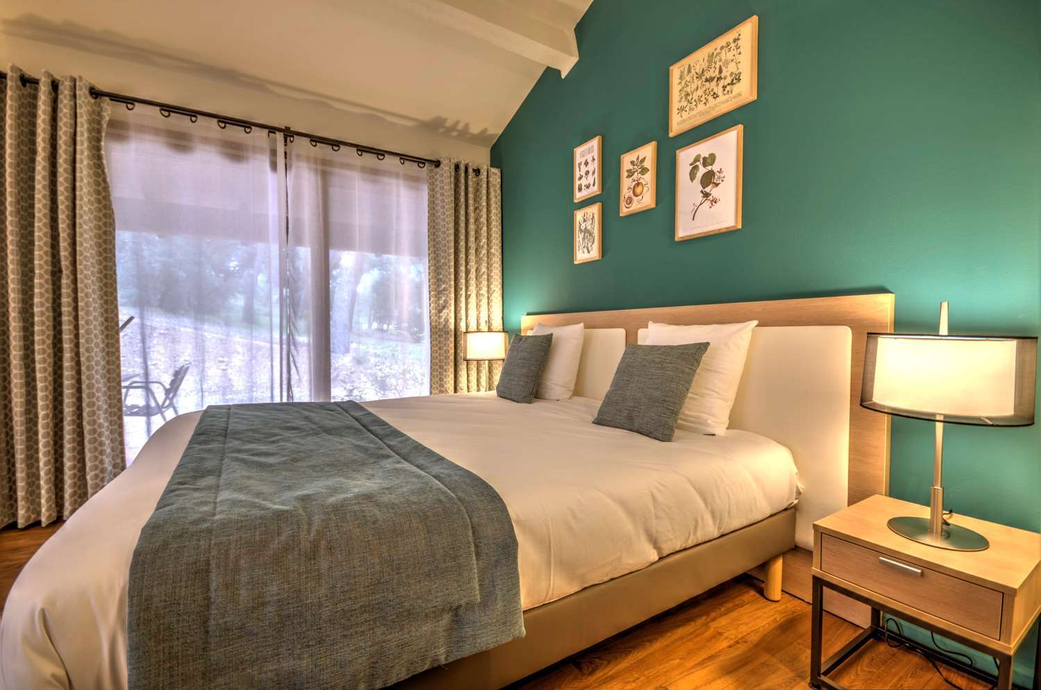 Best Western Domaine De Roquerousse Salon-de-Provence Ngoại thất bức ảnh